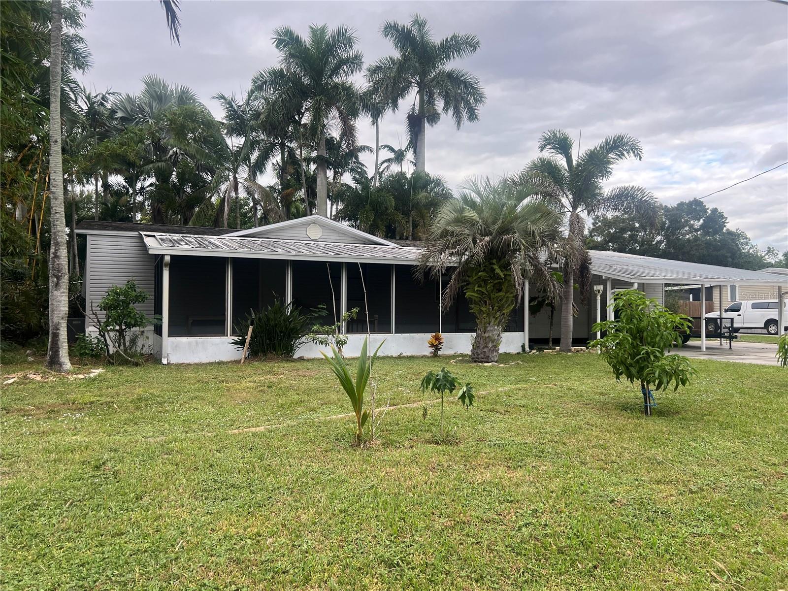 Photo of 2833 SE 18TH TERRACE OKEECHOBEE FL 34974