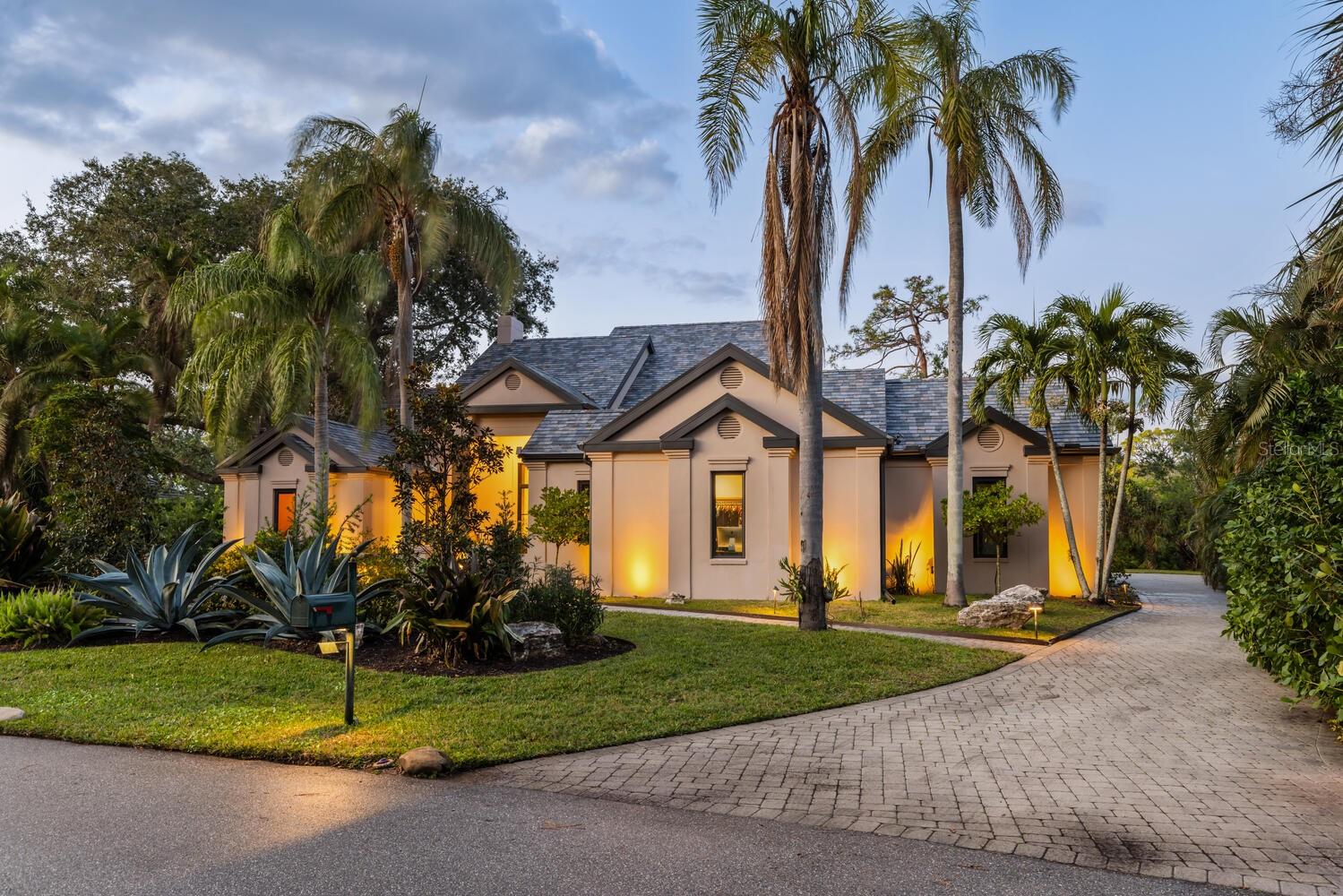 Photo of 49 OSPREY POINT DRIVE OSPREY FL 34229