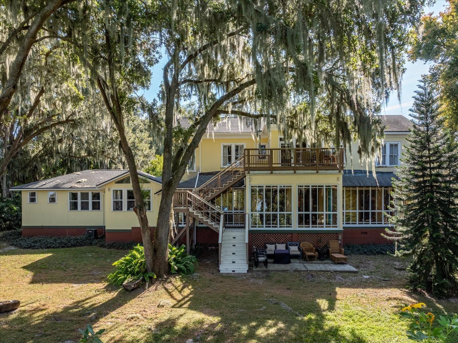 Photo of 620 N TUBB STREET OAKLAND FL 34760