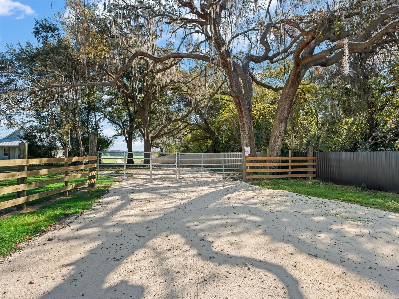 Photo of CR 635 BUSHNELL FL 33513