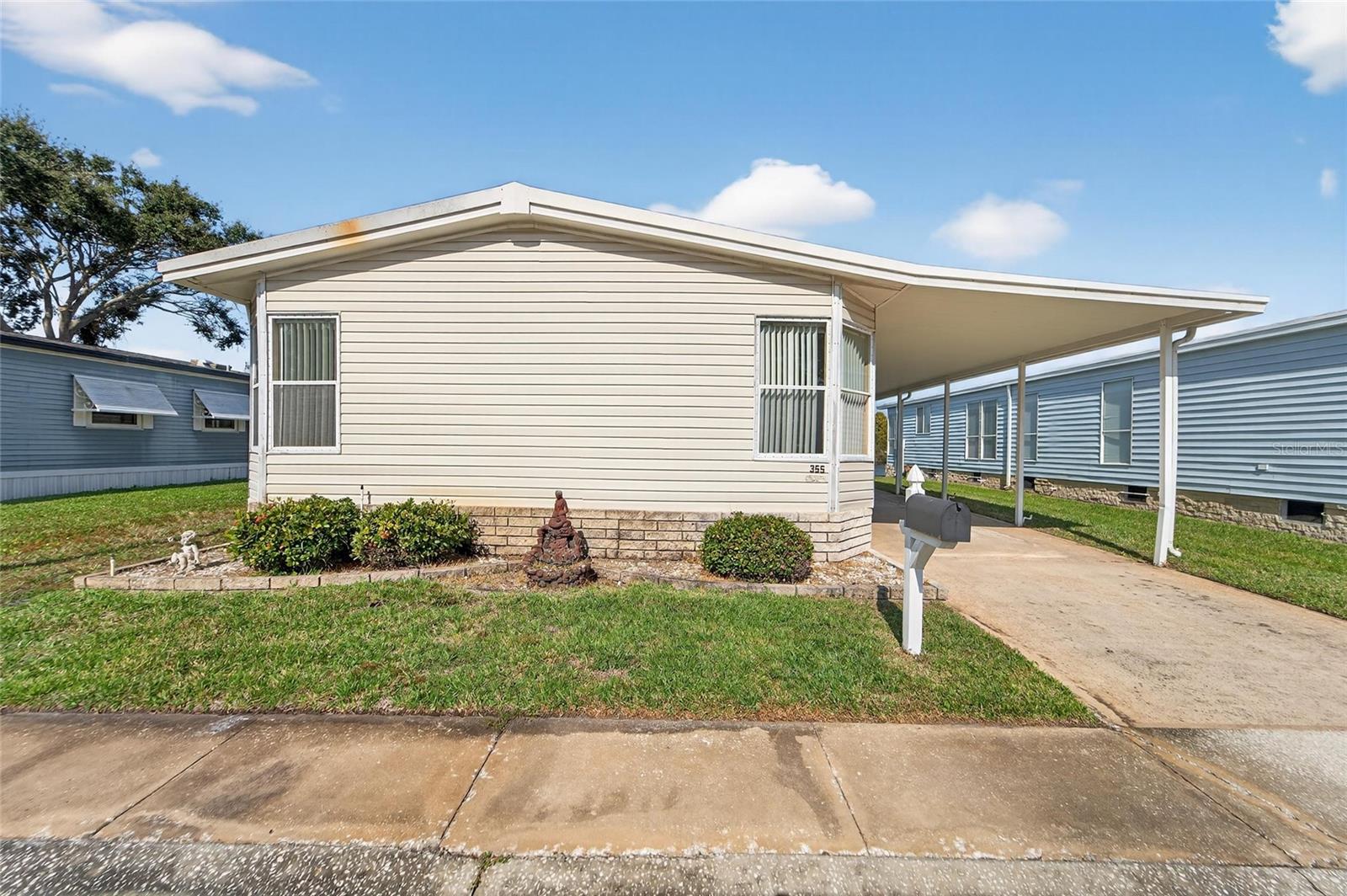 Photo of 1001 STARKEY ROAD, LOT#355 LARGO FL 33771