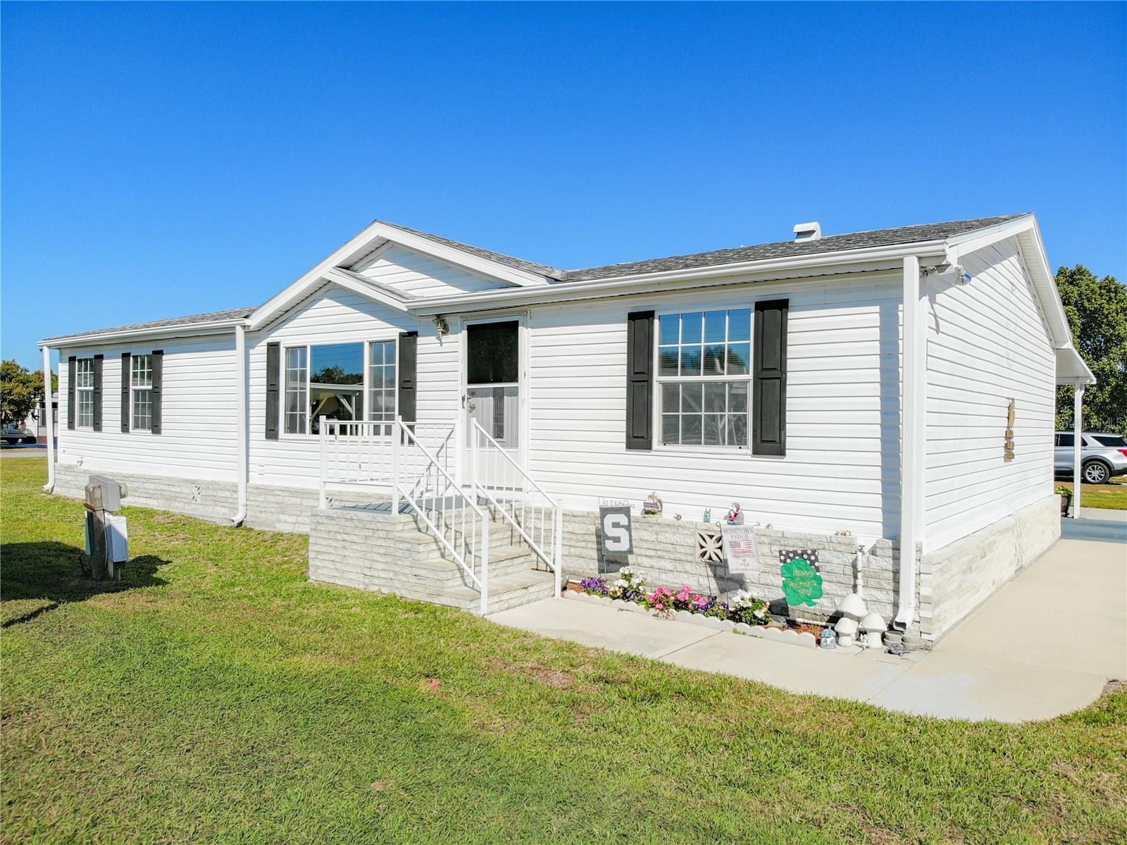 Photo of 157 ORANGEWOOD DRIVE LAKE WALES FL 33898