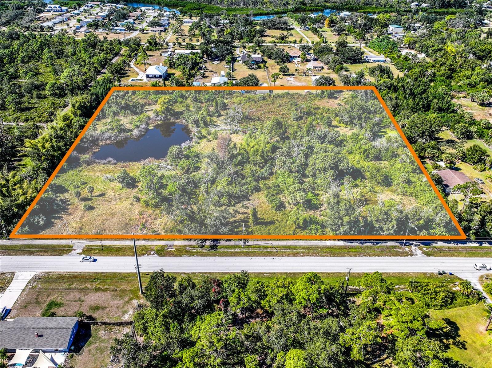 Photo of 370 N PINE STREET ENGLEWOOD FL 34223