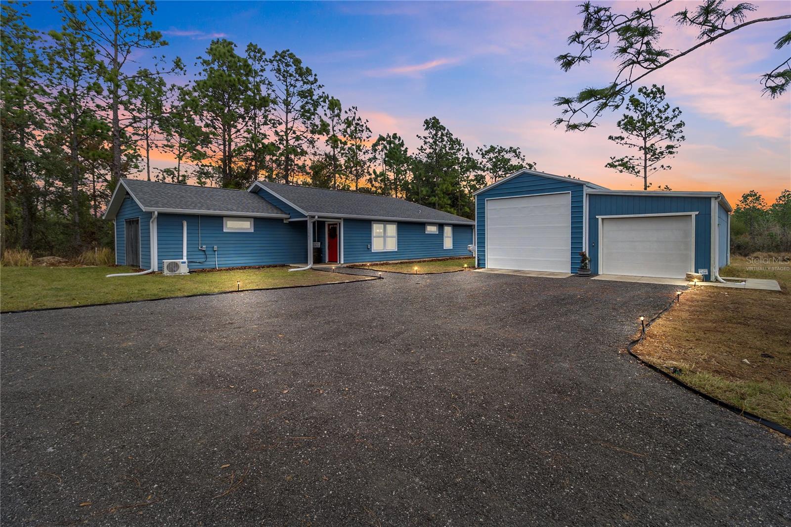 Photo of 11751 NE 105TH AVENUE ARCHER FL 32618