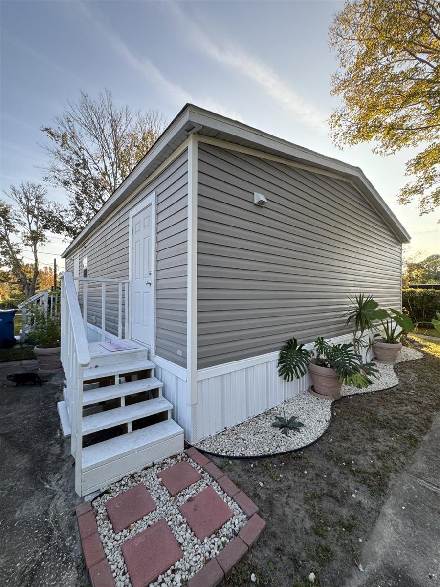 Photo of 1111 AVENUE G ORMOND BEACH FL 32174