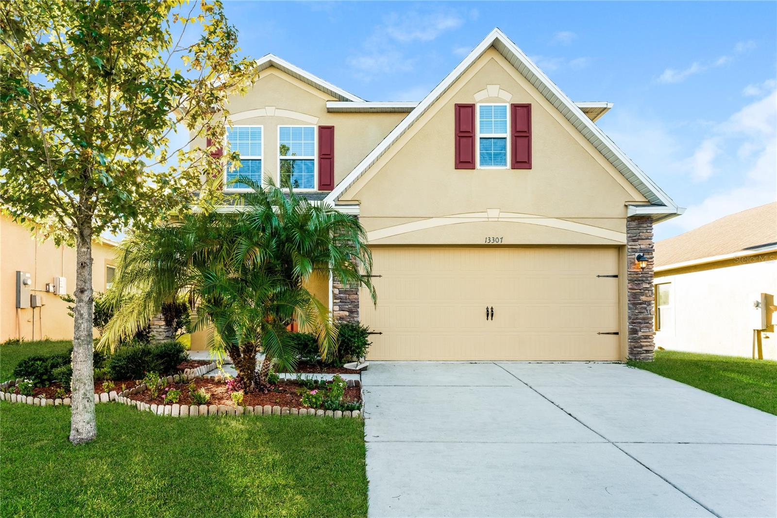 Photo of 13307 WATERFORD CASTLE DRIVE DADE CITY FL 33525
