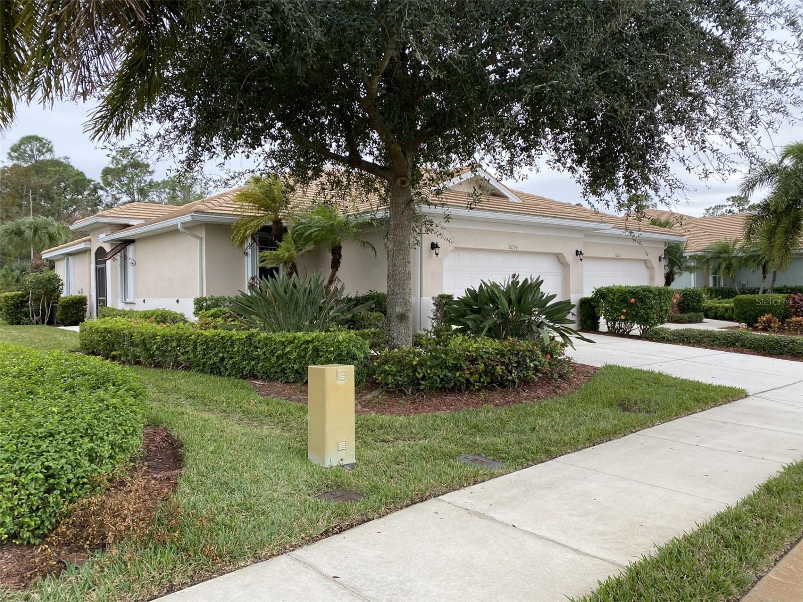Photo of 10726 CETRELLA DRIVE FORT MYERS FL 33913