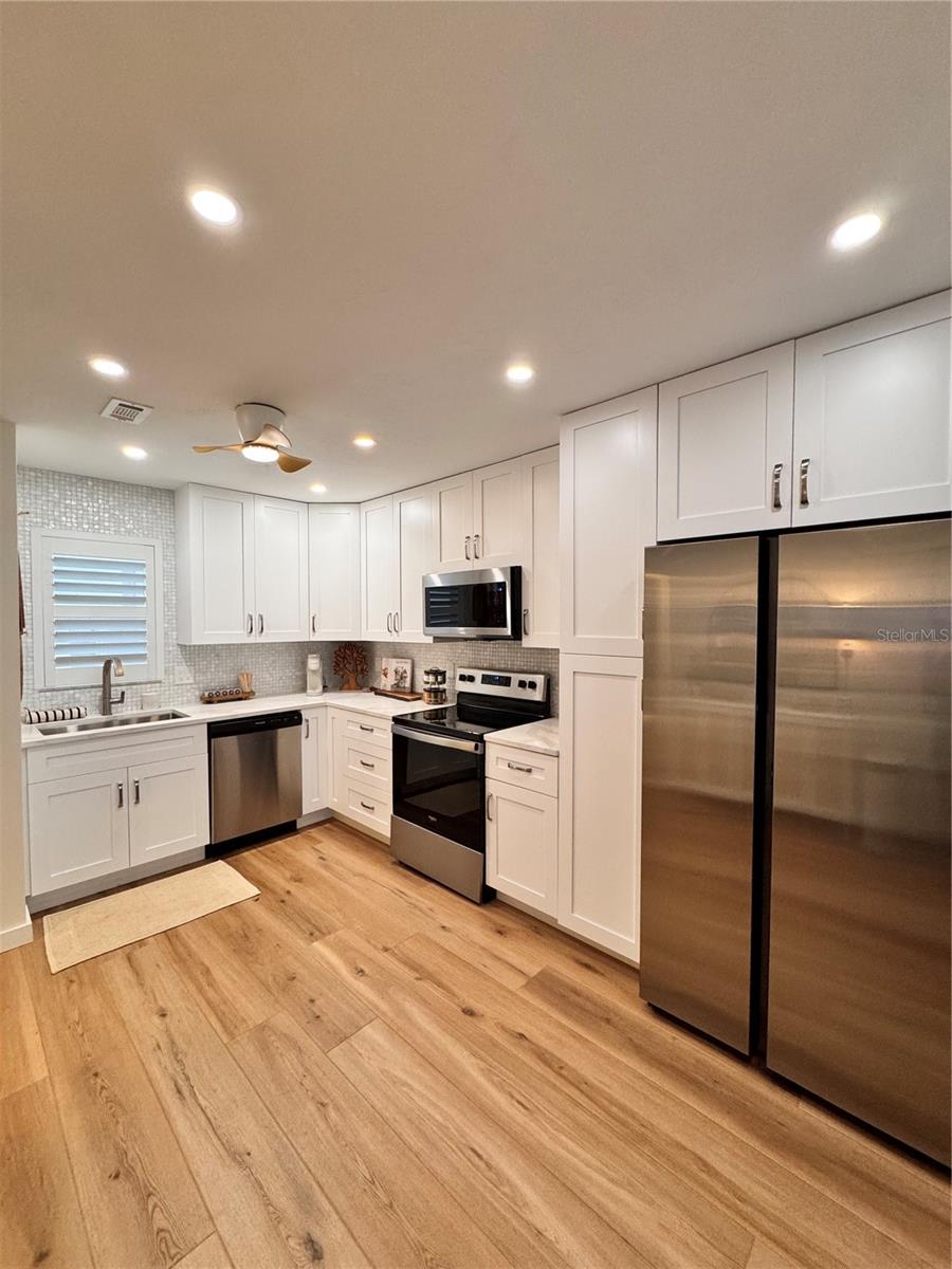 Photo of 5623 MIDNIGHT PASS ROAD #615 SIESTA KEY FL 34242