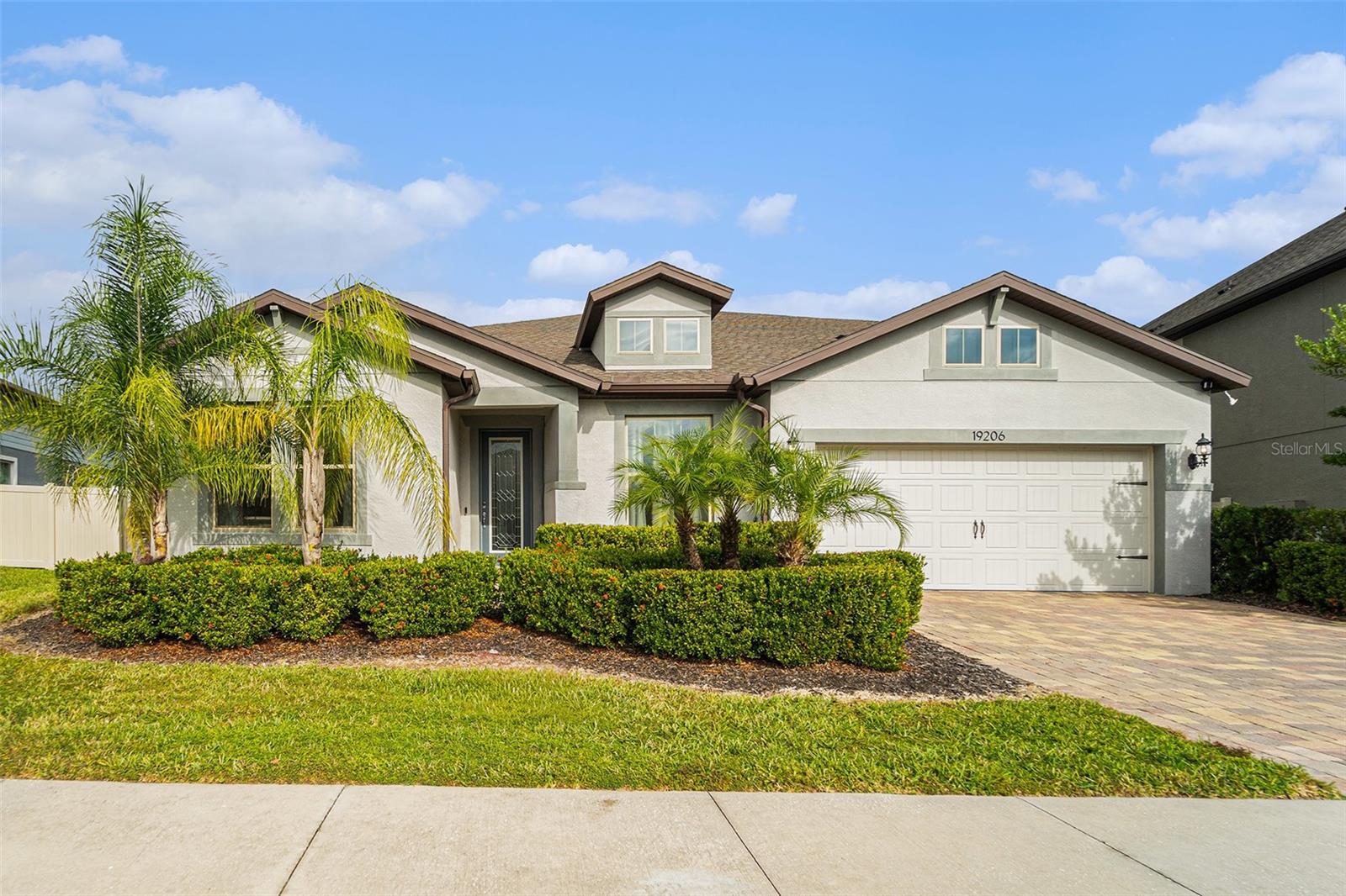 Photo of 19206 BRIARBROOK DRIVE TAMPA FL 33647