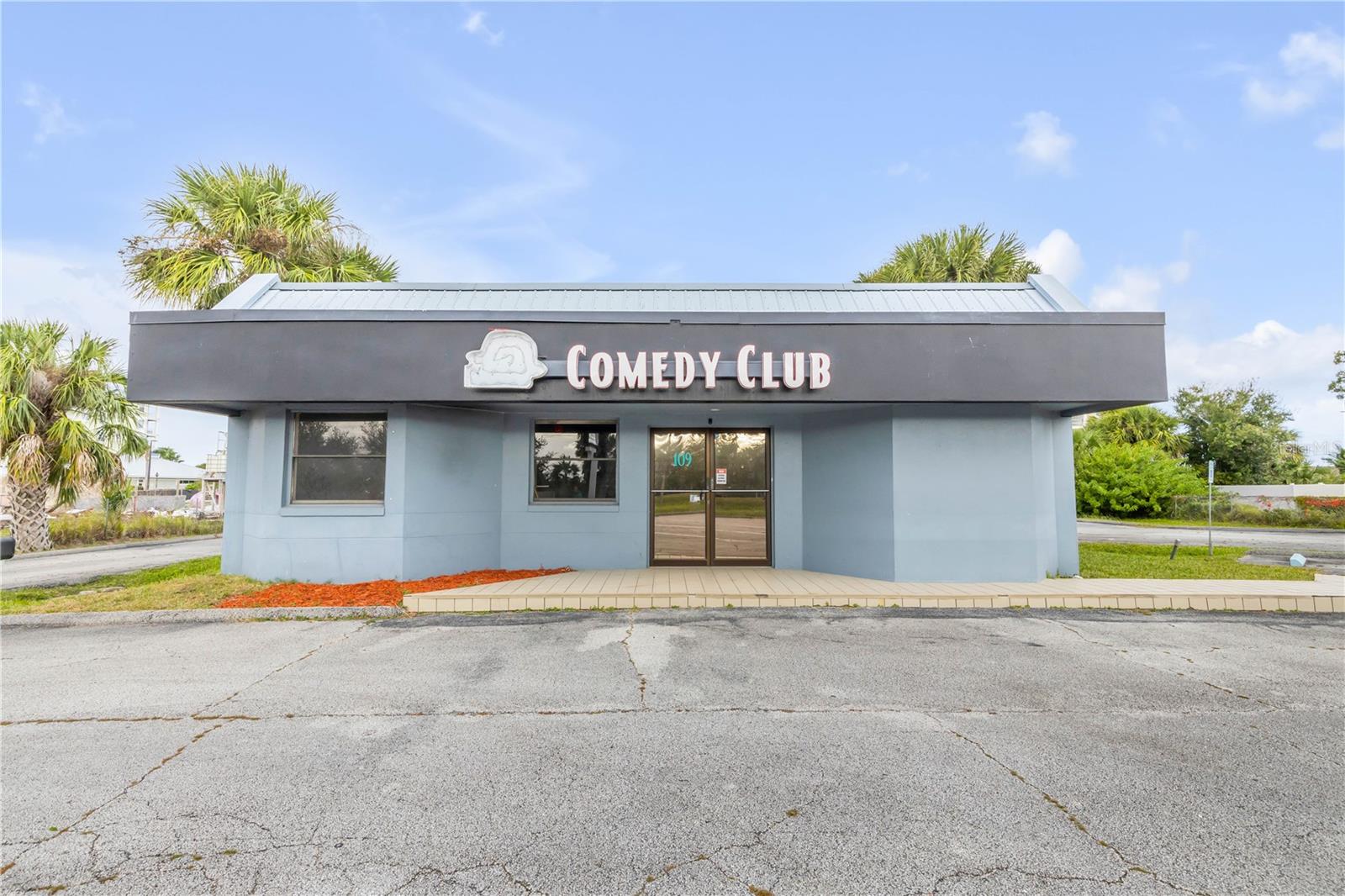 Photo of 109 N CAUSEWAY NEW SMYRNA BEACH FL 32169