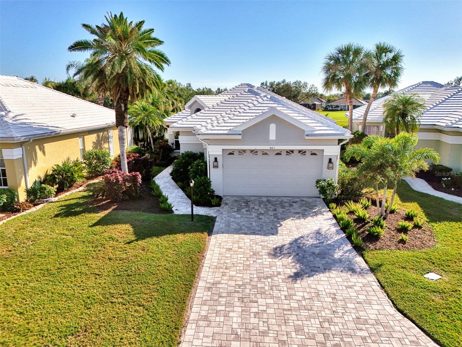 Photo of 561 FALLBROOK DRIVE VENICE FL 34292