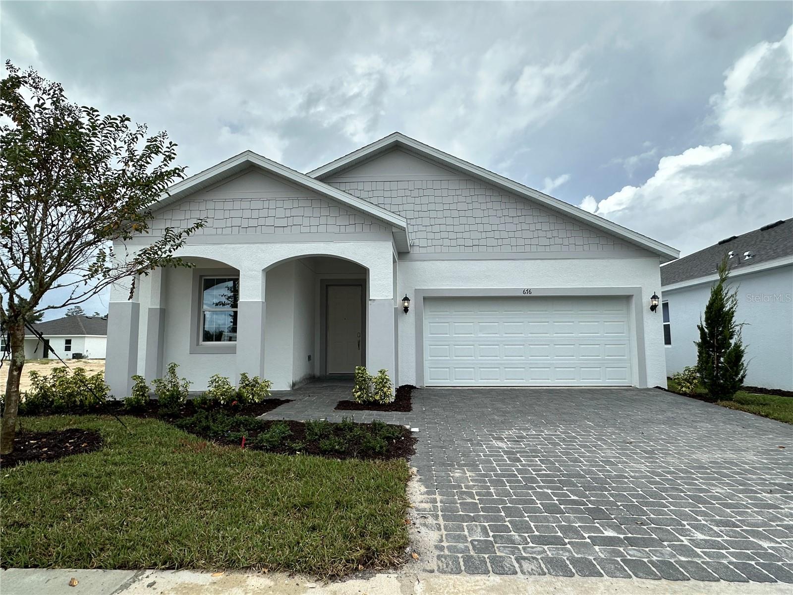 Photo of 676 BIRDSWILL LANE DELAND FL 32724
