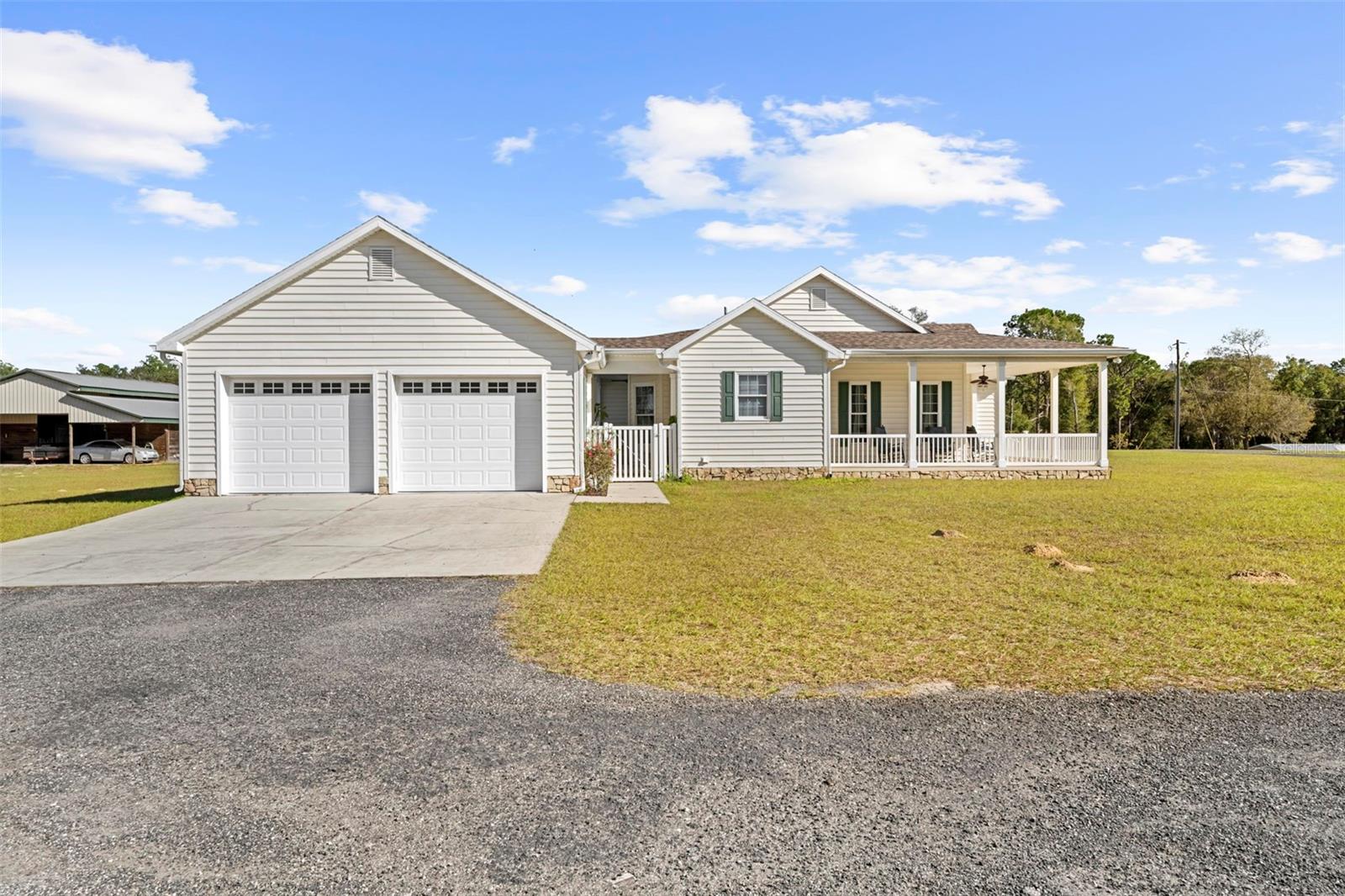 Photo of 5425 GLORIOUS TRAIL BROOKSVILLE FL 34602