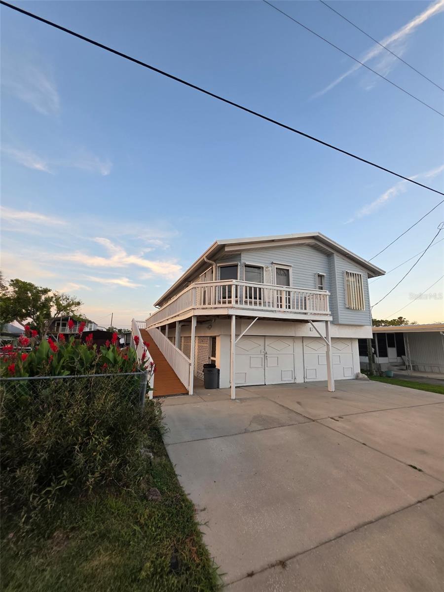 Photo of 6814 GULL LANE HUDSON FL 34667