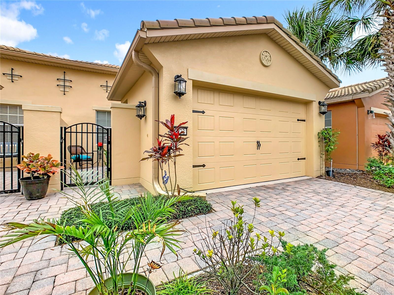 Photo of 2472 PALM TREE DRIVE KISSIMMEE FL 34759