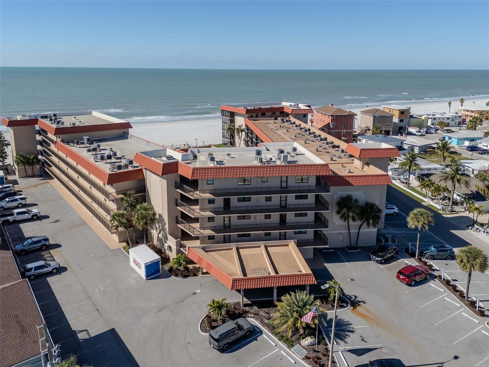 Photo of 17580 GULF BOULEVARD #403 REDINGTON SHORES FL 33708