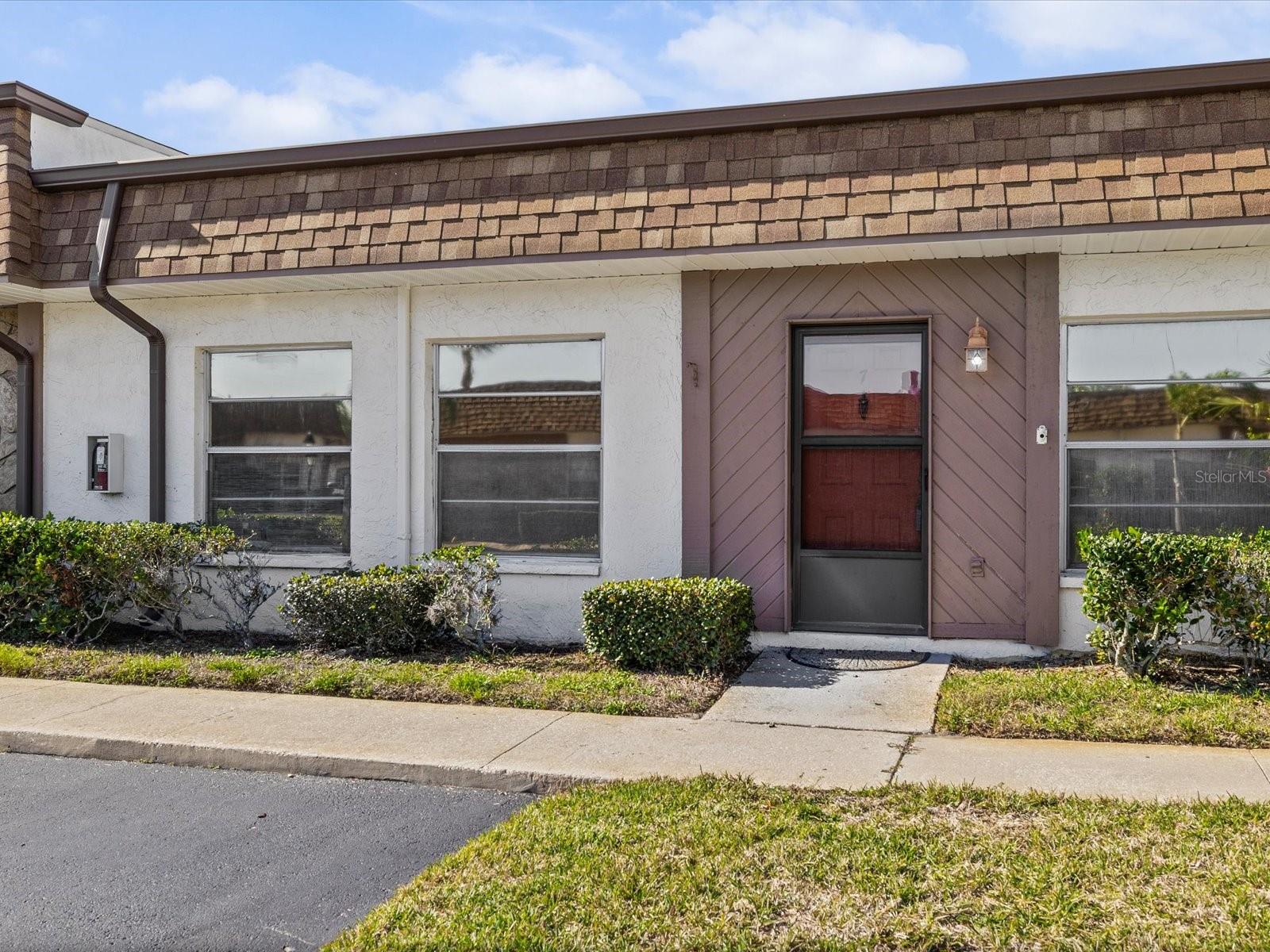 Photo of 6037 CHESHAM DRIVE #7 NEW PORT RICHEY FL 34653