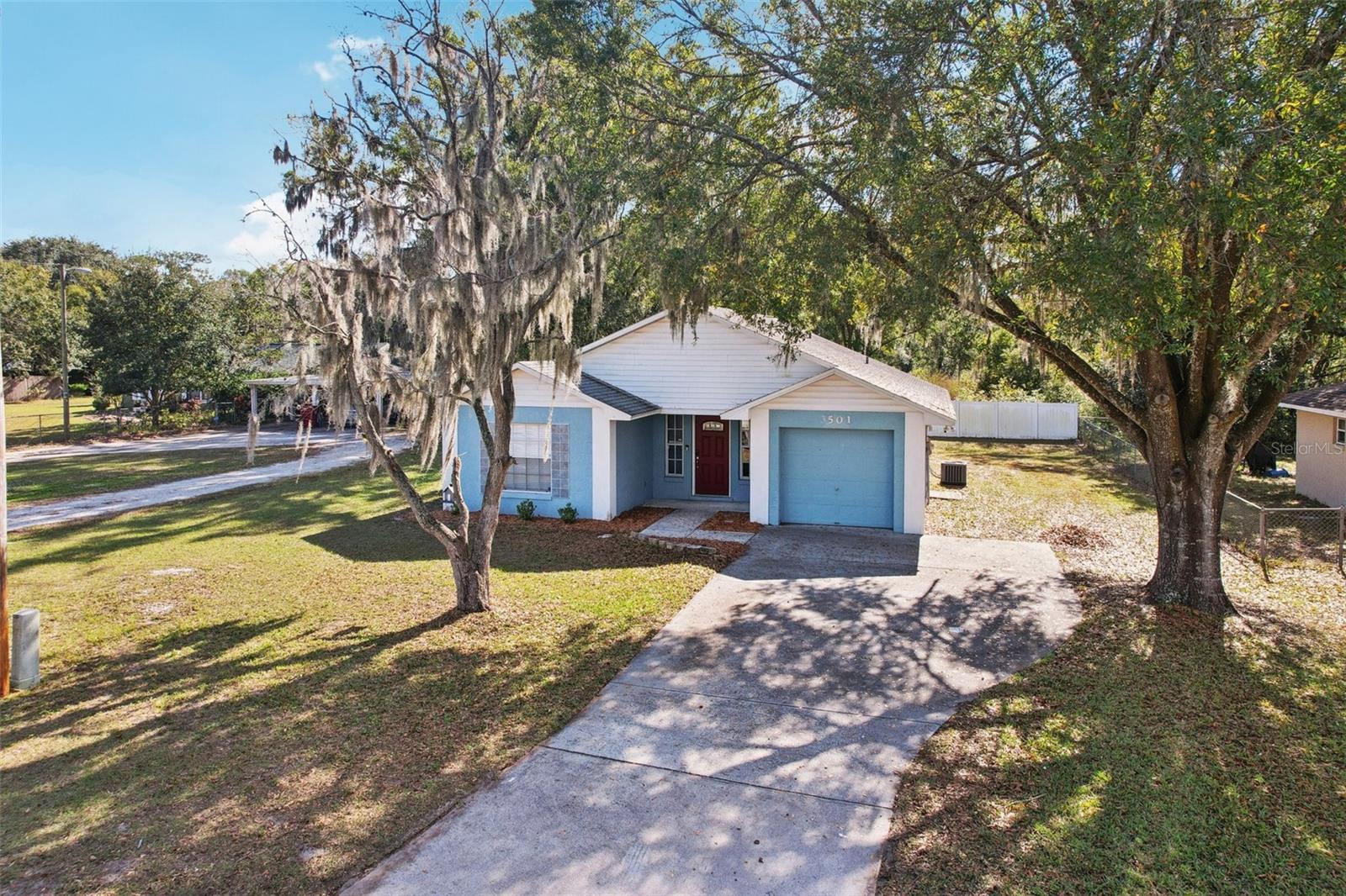 Photo of 3501 W REYNOLDS STREET PLANT CITY FL 33563