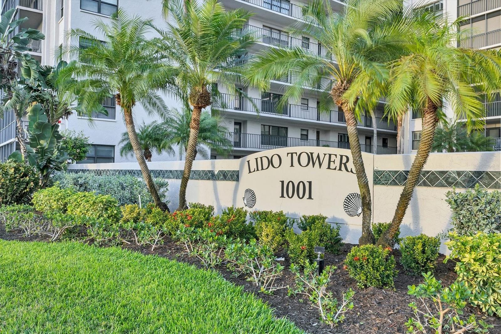 Photo of 1001 BENJAMIN FRANKLIN DRIVE #201 SARASOTA FL 34236