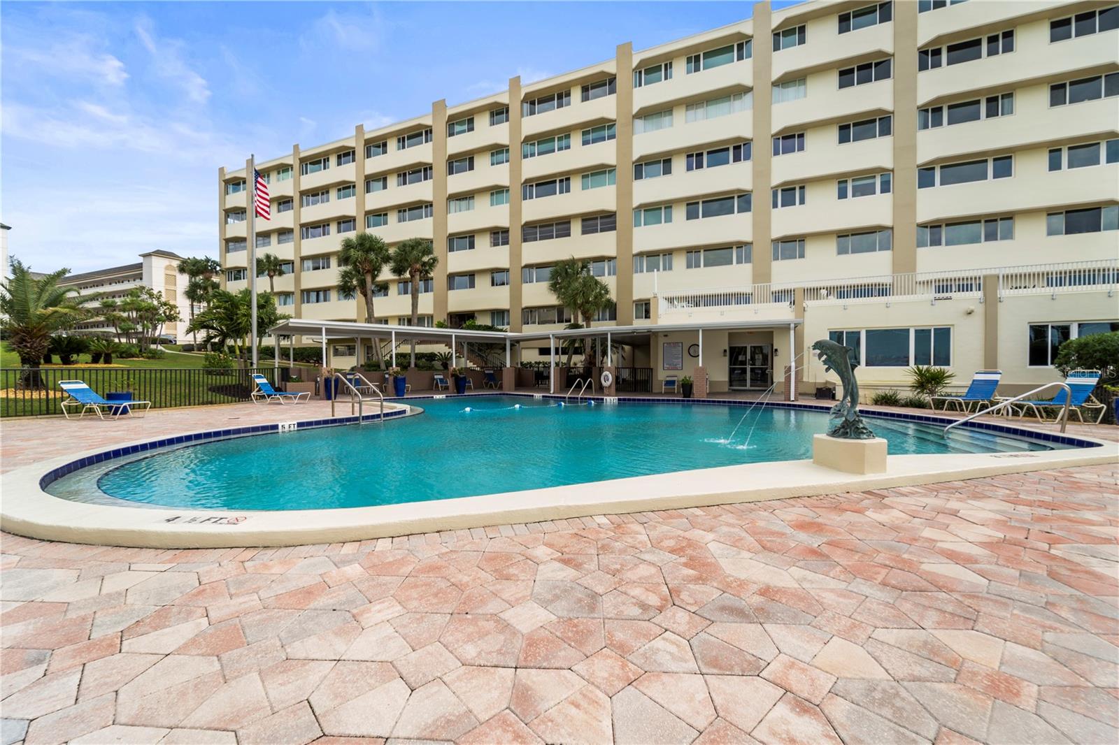 Photo of 100 BLUFF VIEW DRIVE #609A BELLEAIR BLUFFS FL 33770