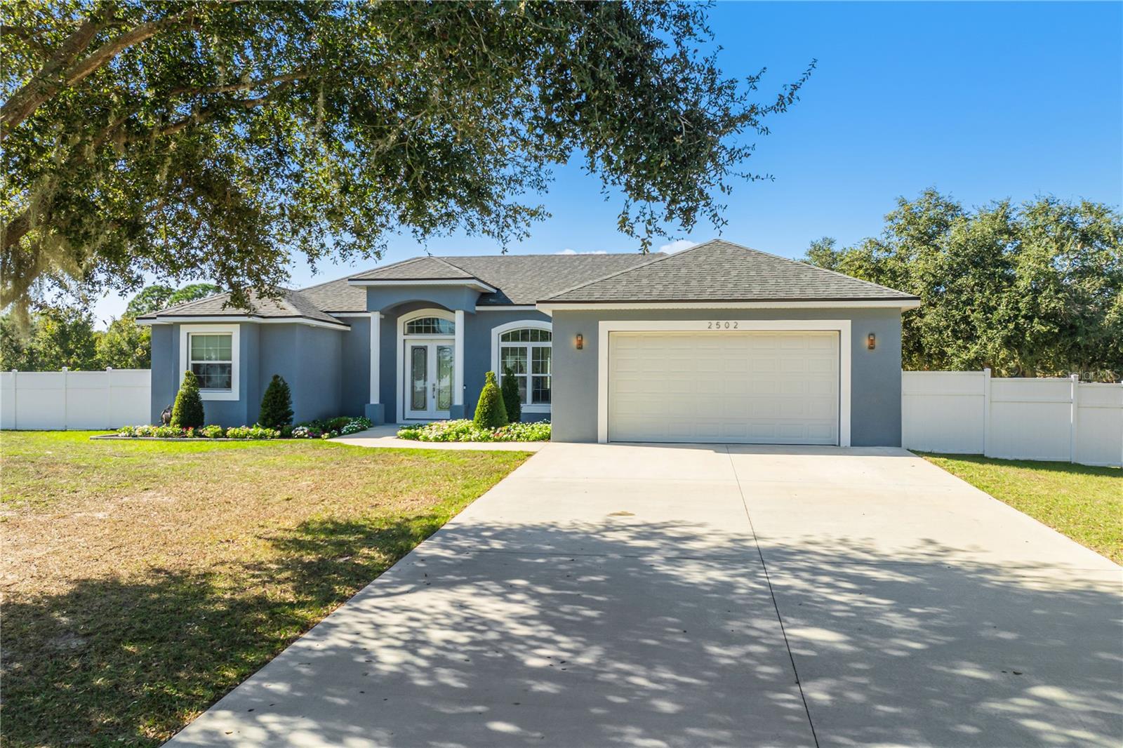 Photo of 2502 LAKE FRONT DRIVE LAKE WALES FL 33898