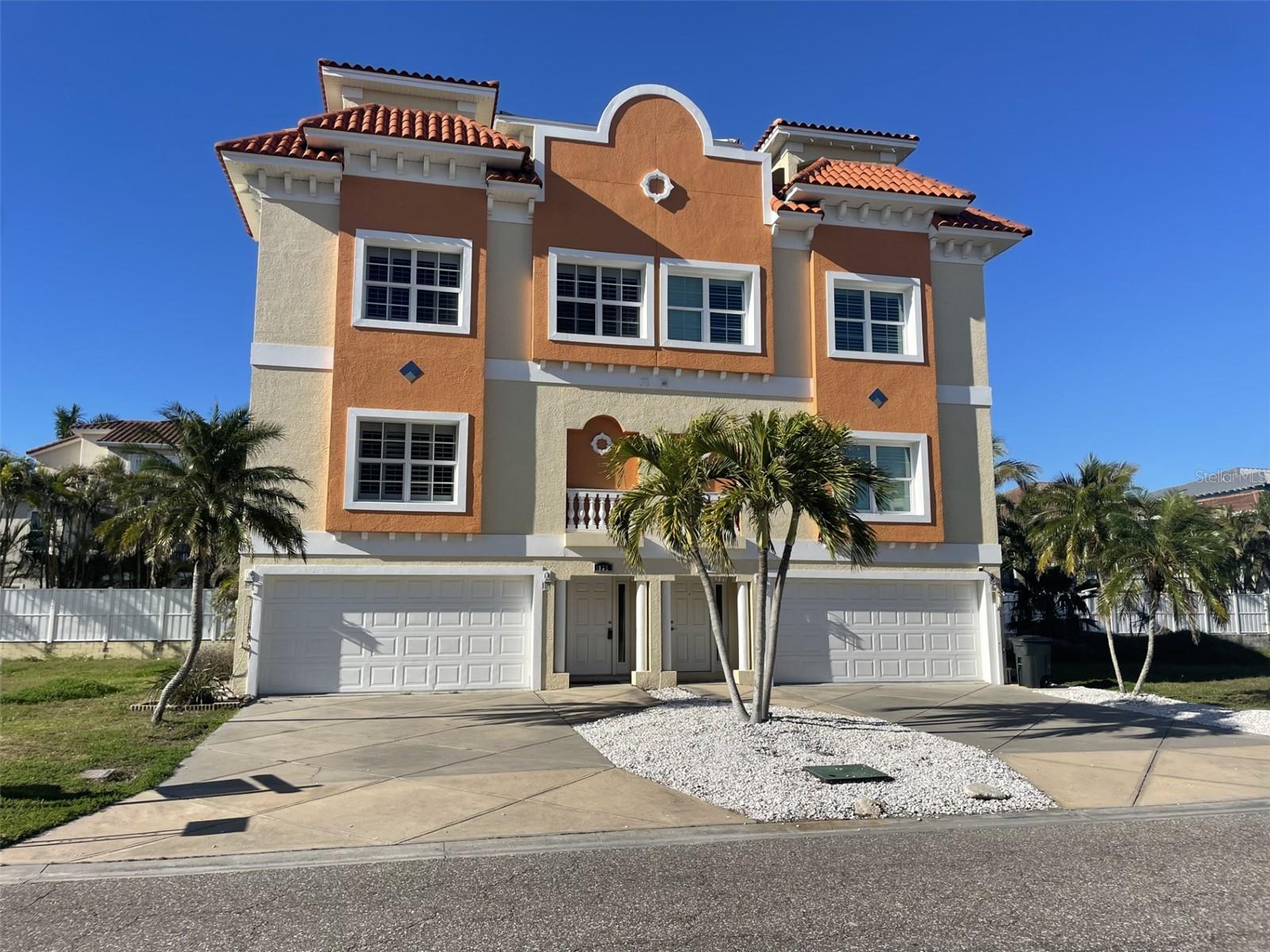 Photo of 136 175TH AVENUE REDINGTON SHORES FL 33708