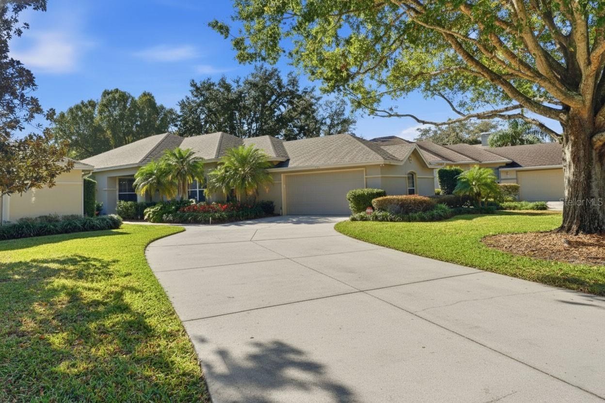 Photo of 106 JARDIN LANE WINTER HAVEN FL 33884