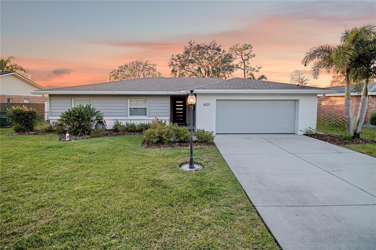 Photo of 601 LAKE PANSY DRIVE WINTER HAVEN FL 33881