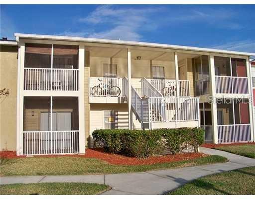 Photo of 215 LAKE BROOK CIRCLE #204 BRANDON FL 33511