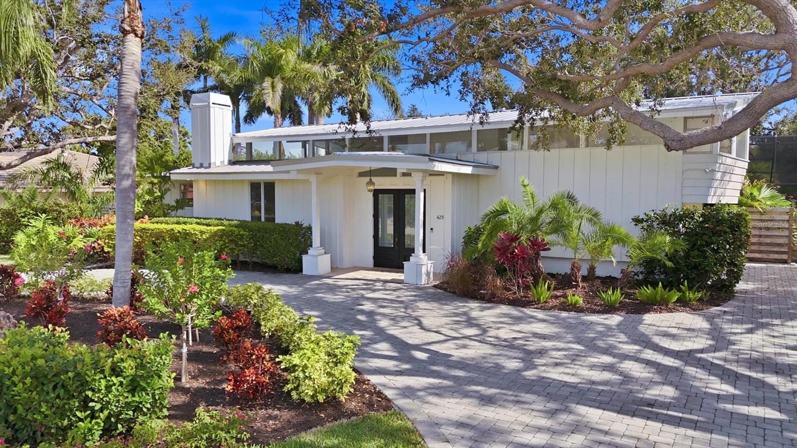 Photo of 425 PARTRIDGE CIRCLE SARASOTA FL 34236