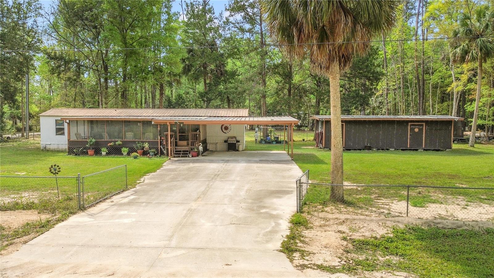 Photo of 3650 SE 176TH PLACE INGLIS FL 34449