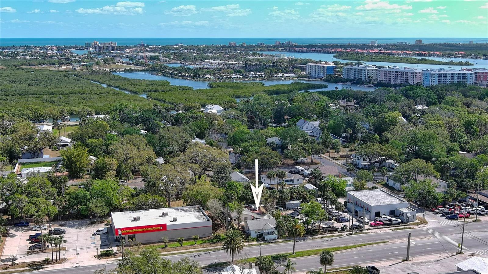 Photo of 607 N DIXIE FREEWAY NEW SMYRNA BEACH FL 32168