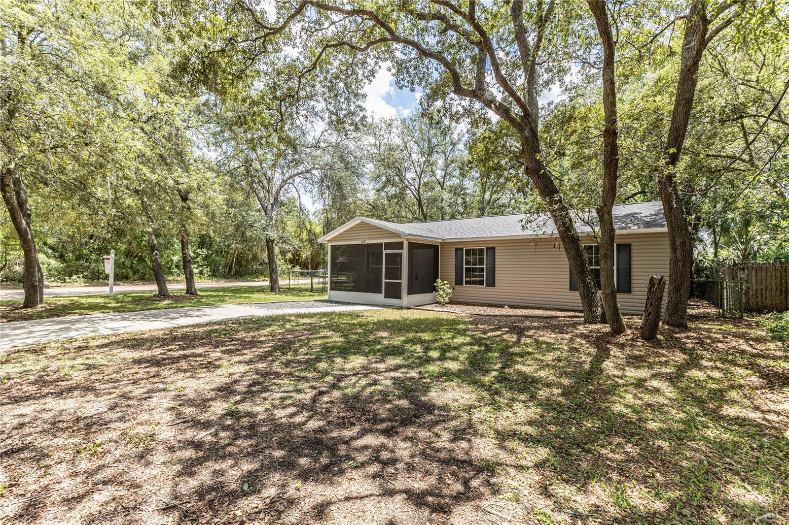 Photo of 4438 CALAMONDIN STREET LADY LAKE FL 32159