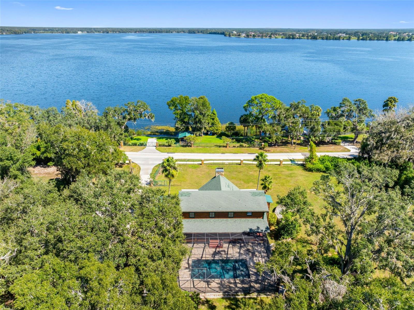 Photo of 11401 THONOTOSASSA ROAD THONOTOSASSA FL 33592