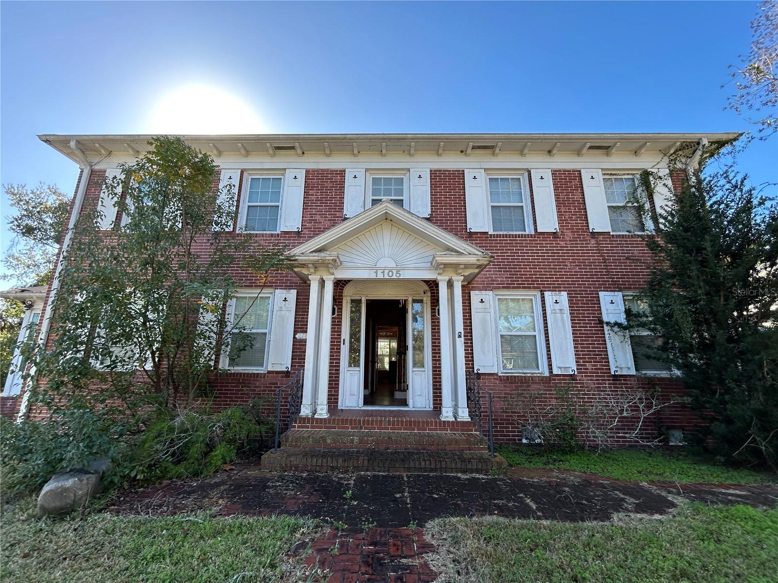 Photo of 1105 HERNDON STREET LEESBURG FL 34748