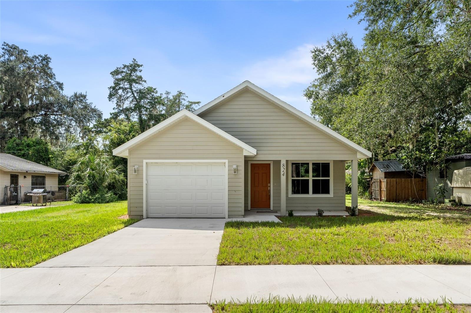 Photo of 824 NE 22ND TERRACE GAINESVILLE FL 32641