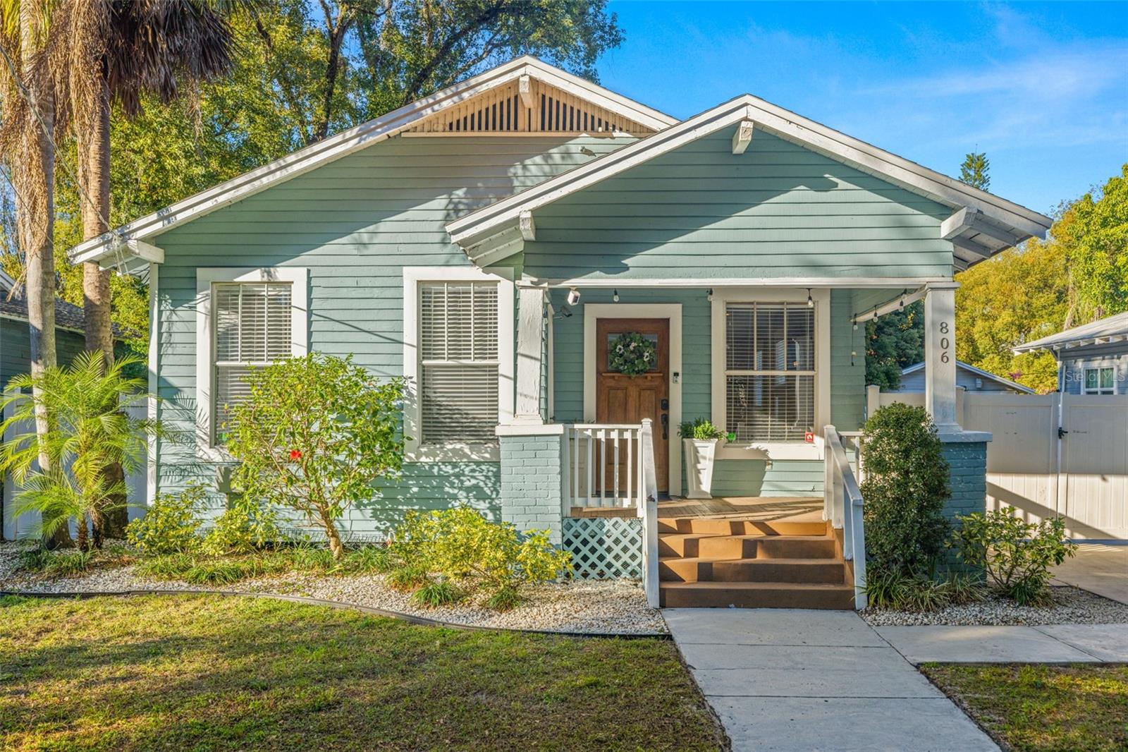 Photo of 806 E GENESEE STREET TAMPA FL 33603