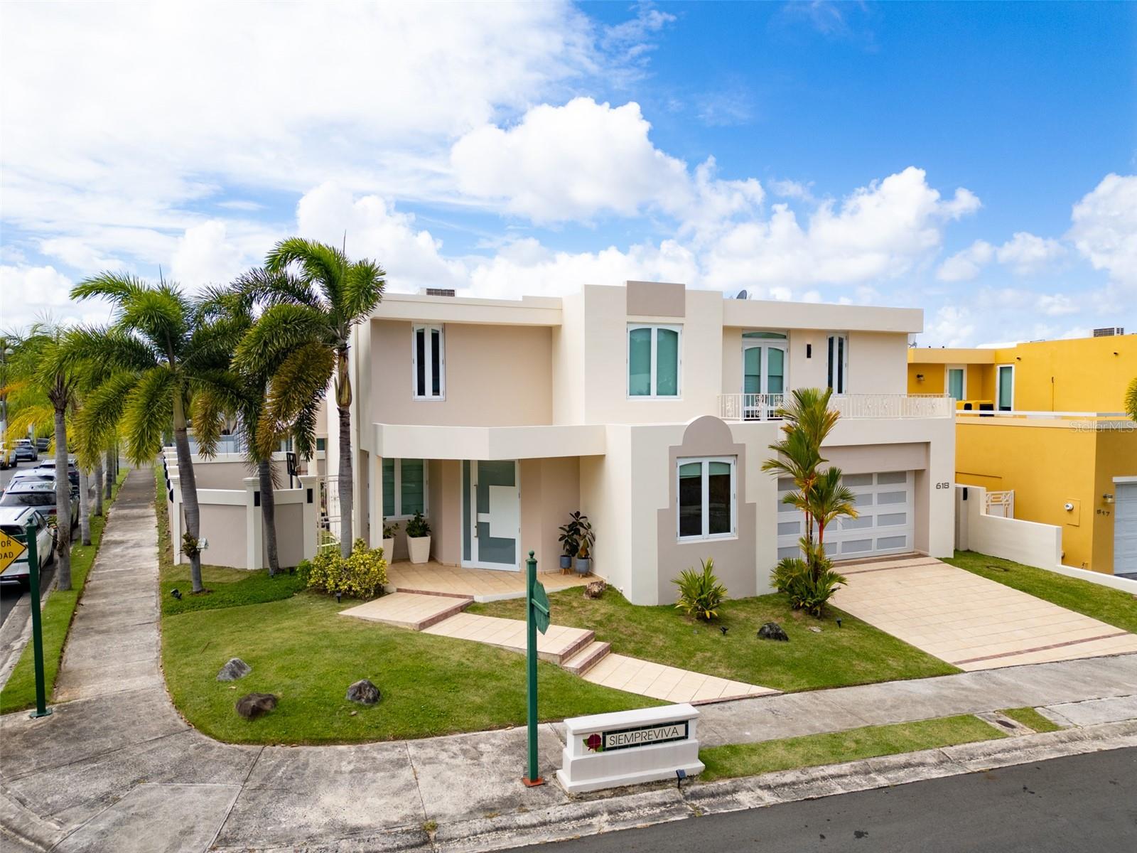 Photo of 8WMH+P23 LAS FLORES DE MONTEHIEDRA SAN JUAN PR 00926
