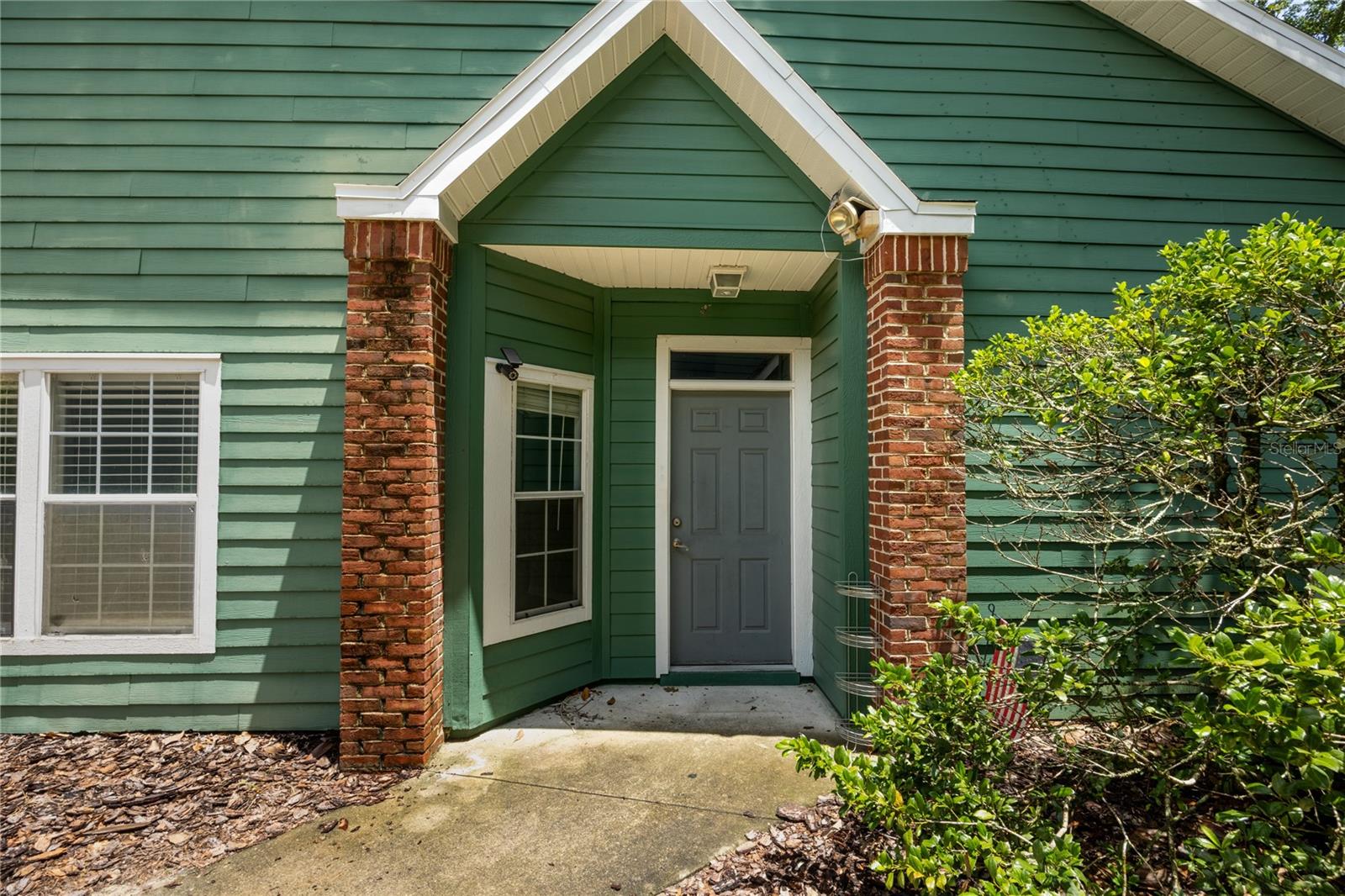 Photo of 4945 NW 1ST PLACE GAINESVILLE FL 32607