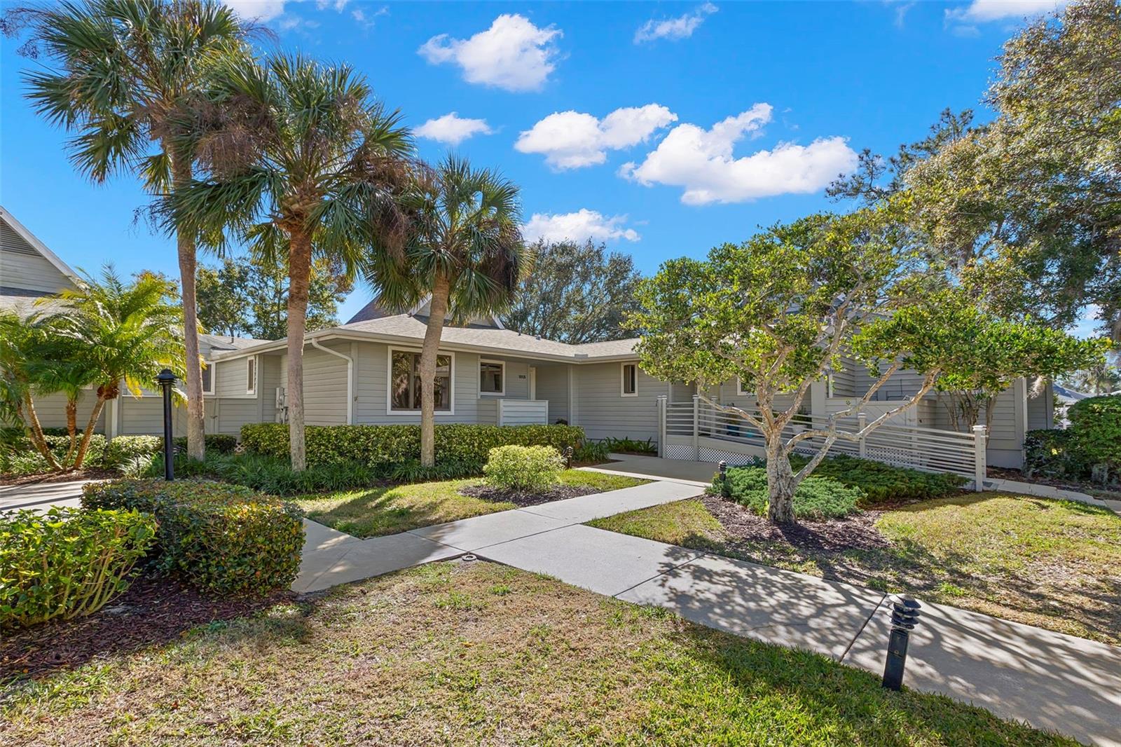 Photo of 1013 CARAVEL COURT TARPON SPRINGS FL 34689