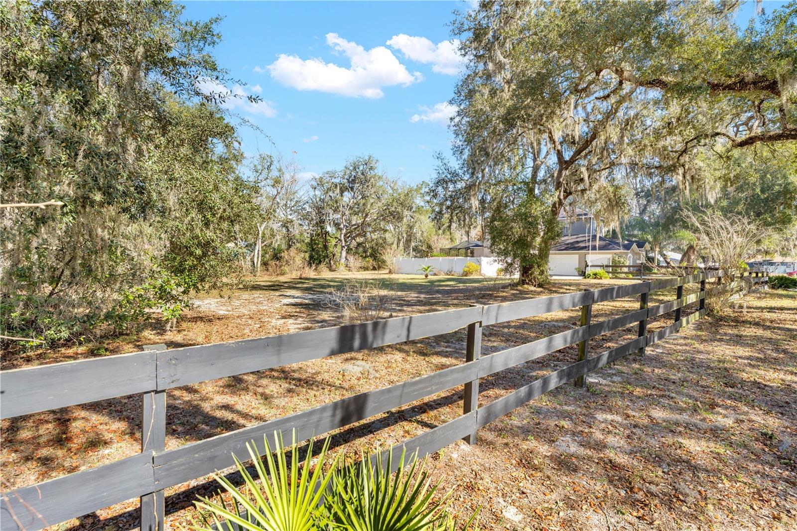 Photo of SHOREWOOD DRIVE DADE CITY FL 33523