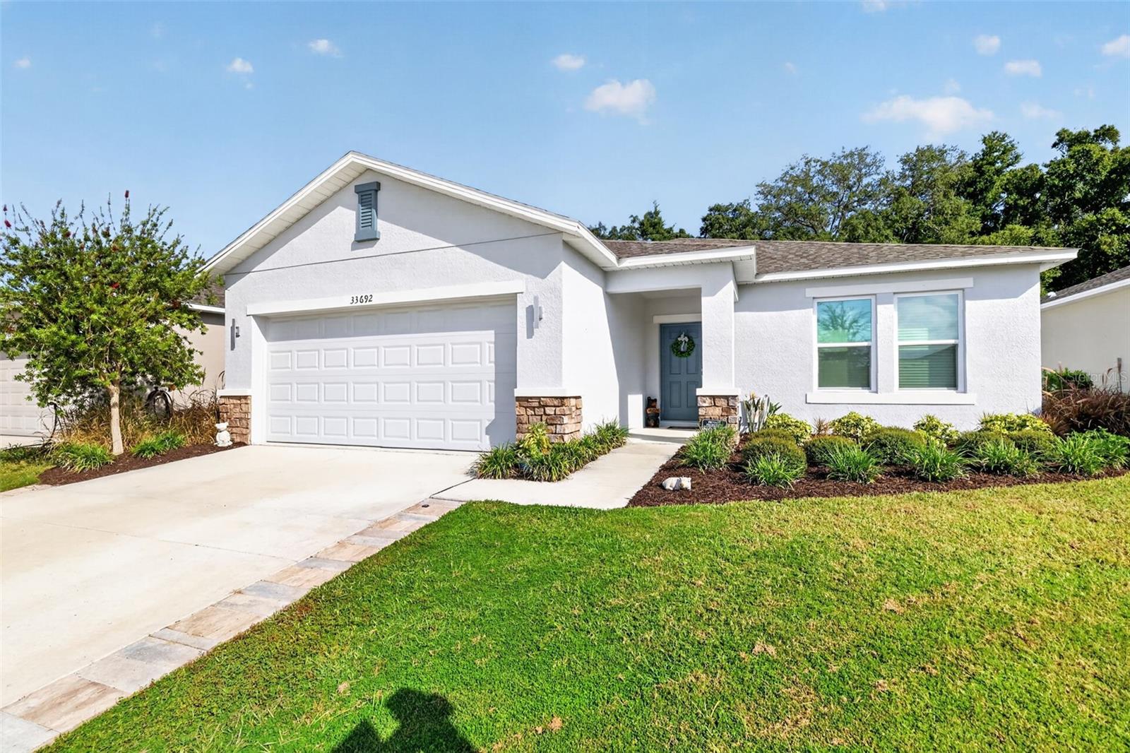Photo of 33692 SKY BLOSSOM CIRCLE LEESBURG FL 34788