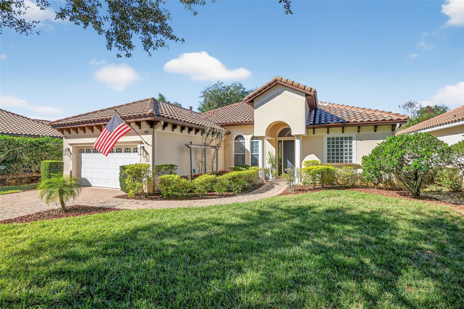 Photo of 9930 SANTA BARBARA COURT HOWEY IN THE HILLS FL 34737