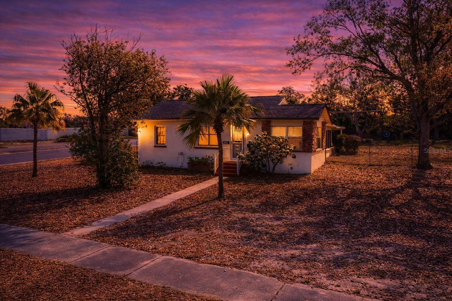 Photo of 1240 DRUID CIRCLE LAKE WALES FL 33853