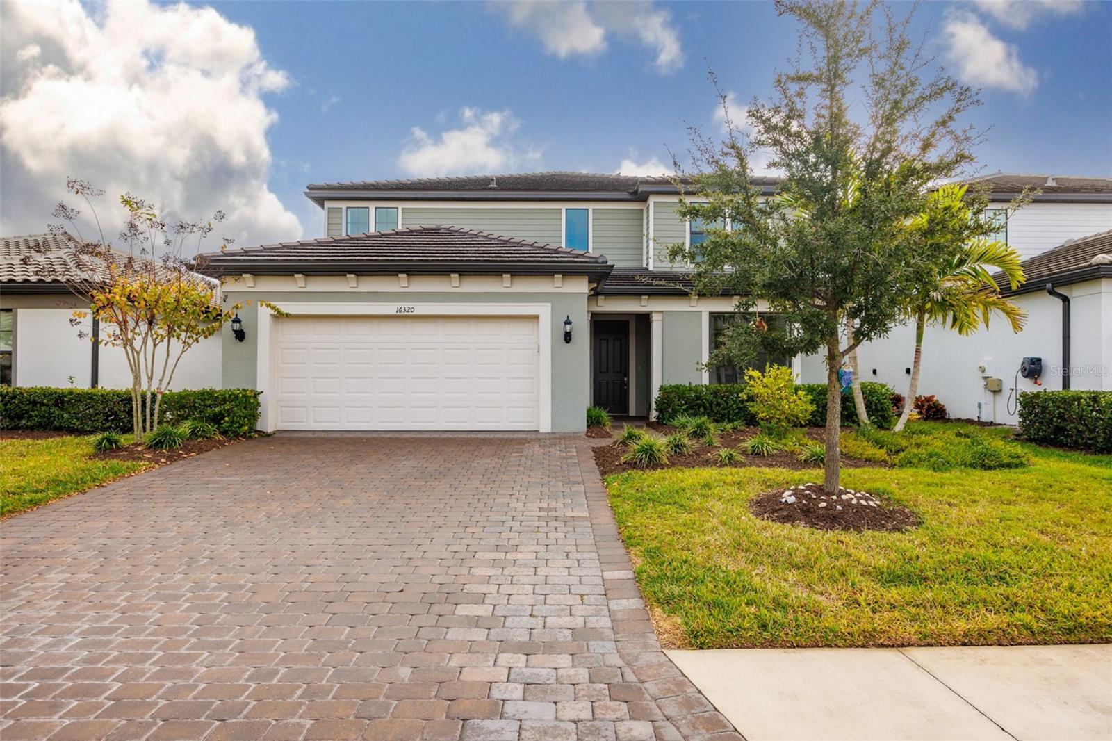 Photo of 16320 HIDDEN OAK LOOP BRADENTON FL 34211