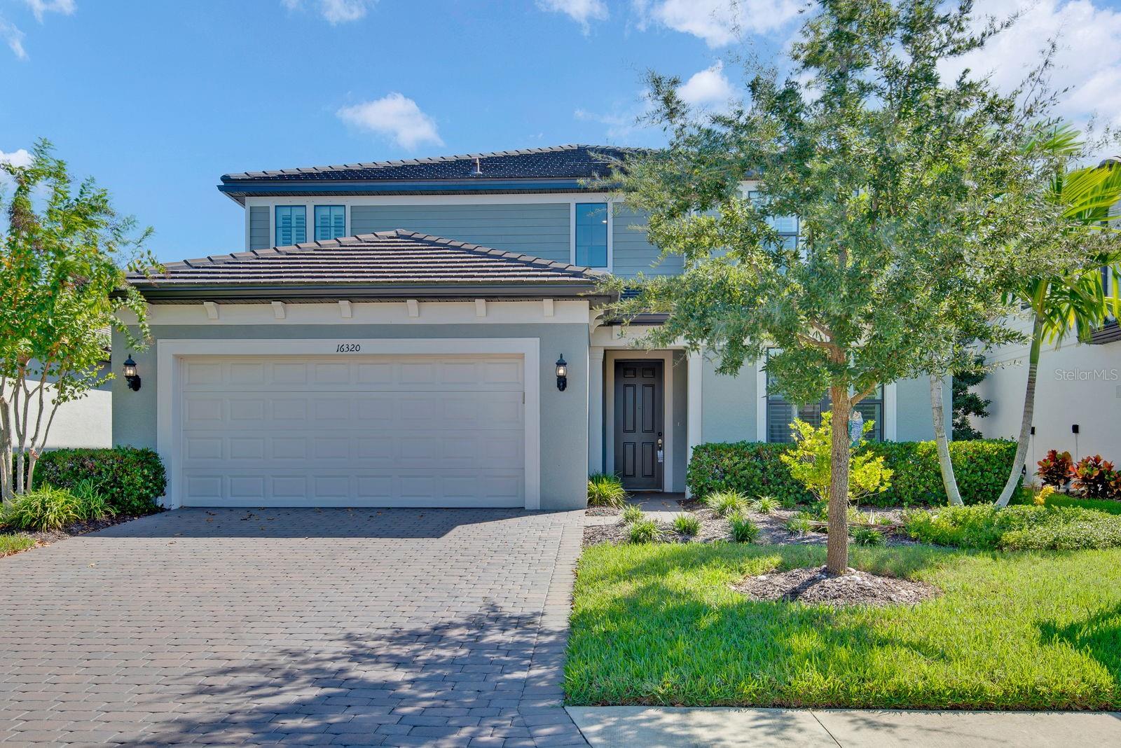 Photo of 16320 HIDDEN OAK LOOP BRADENTON FL 34211
