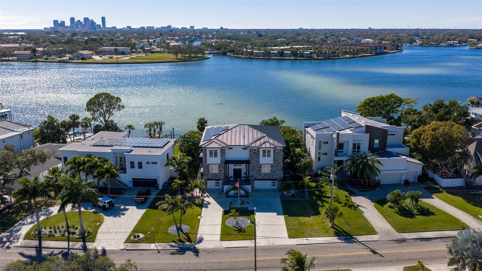 Photo of 3830 SHORE ACRES BOULEVARD ST PETERSBURG FL 33703