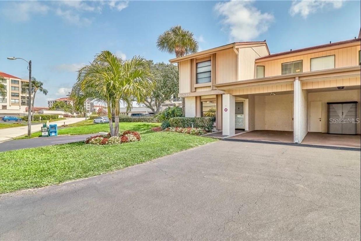Photo of 6260 SUN BOULEVARD #1 ST PETERSBURG FL 33715
