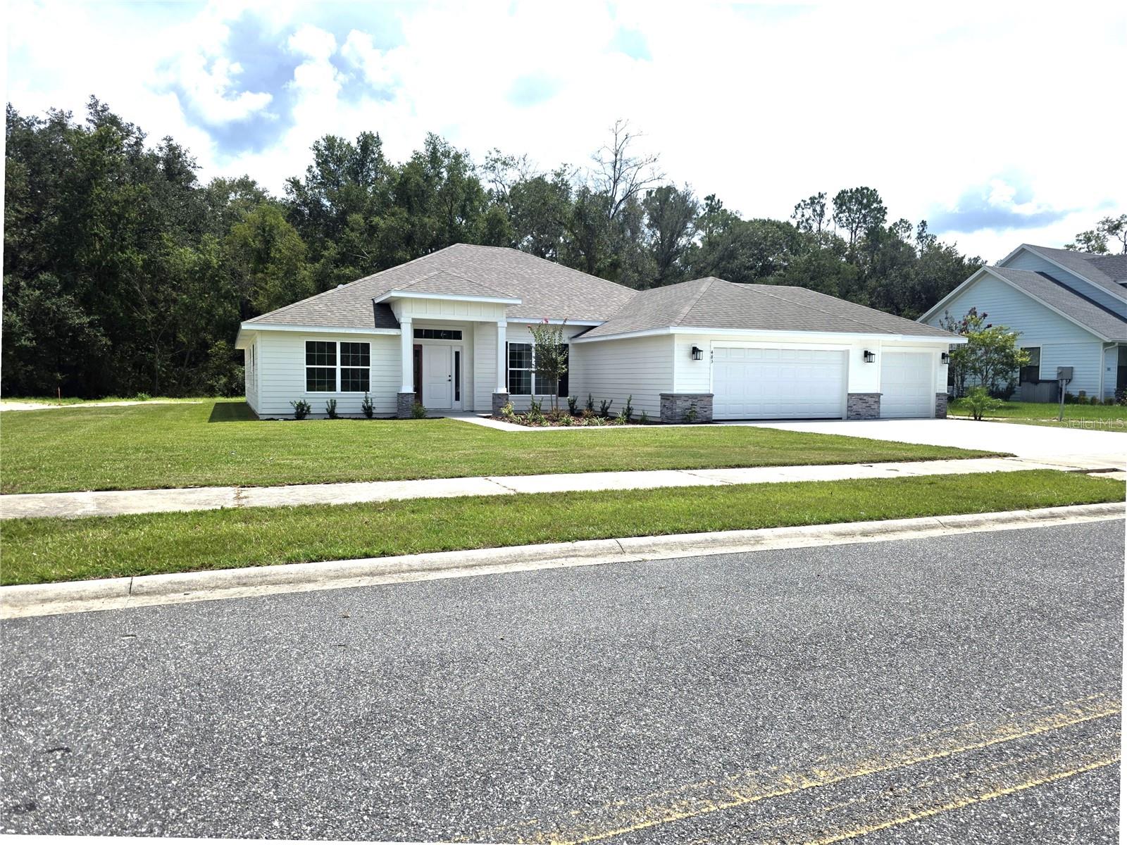 Photo of 483 SW BELLFLOWER DRIVE LAKE CITY FL 32024