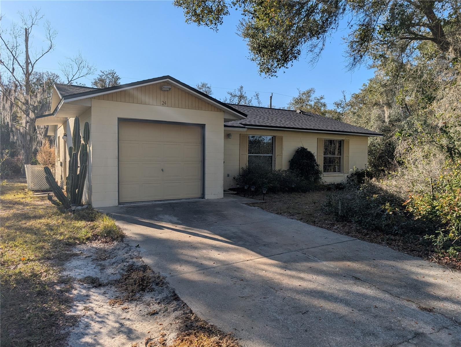 Photo of 24 S COURTLAND BOULEVARD DELTONA FL 32738